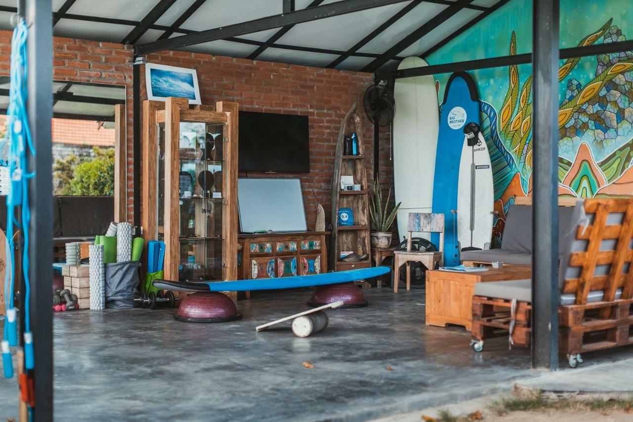Big Brother Surf Inn チャングー エクステリア 写真