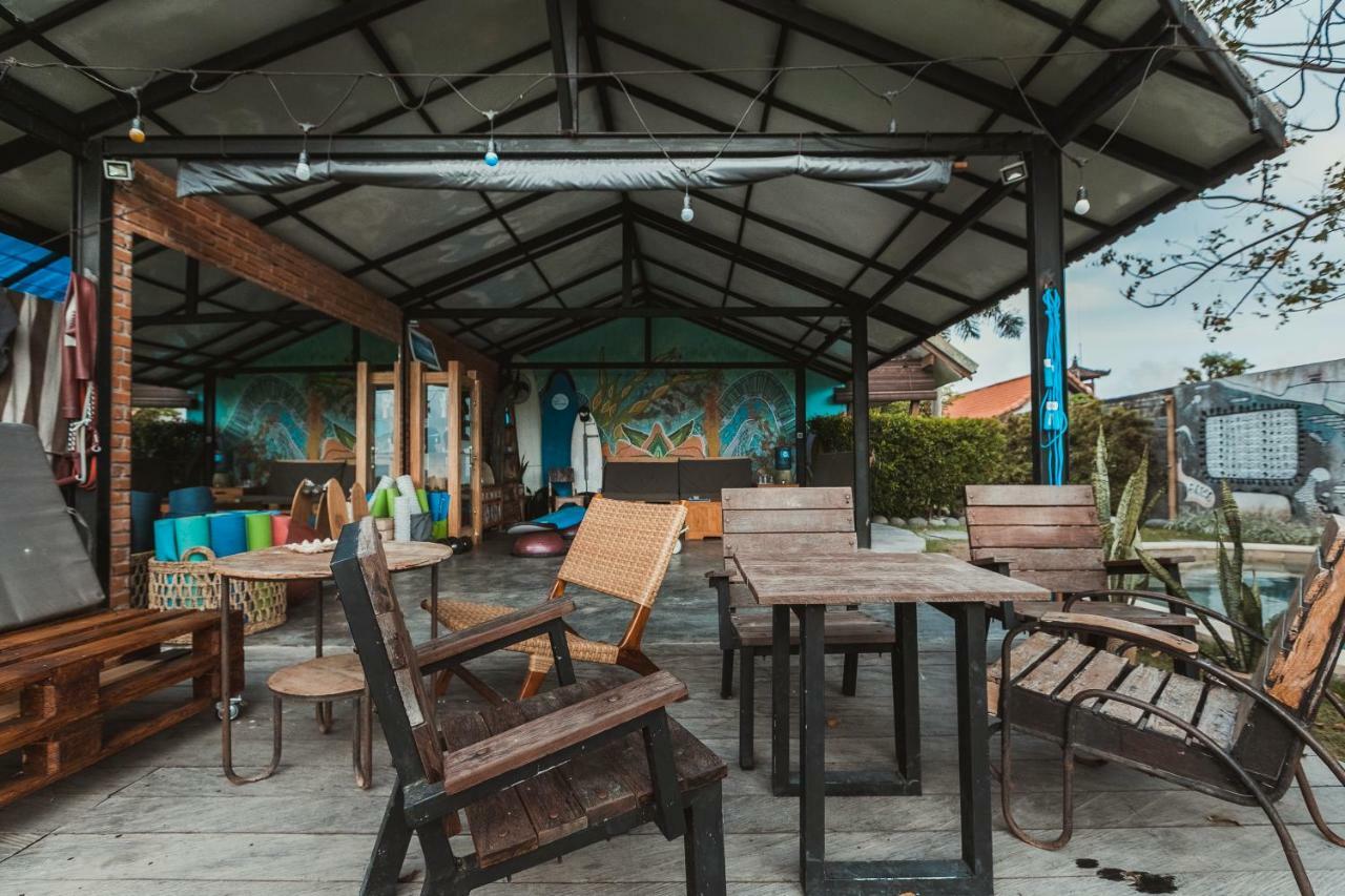 Big Brother Surf Inn チャングー エクステリア 写真